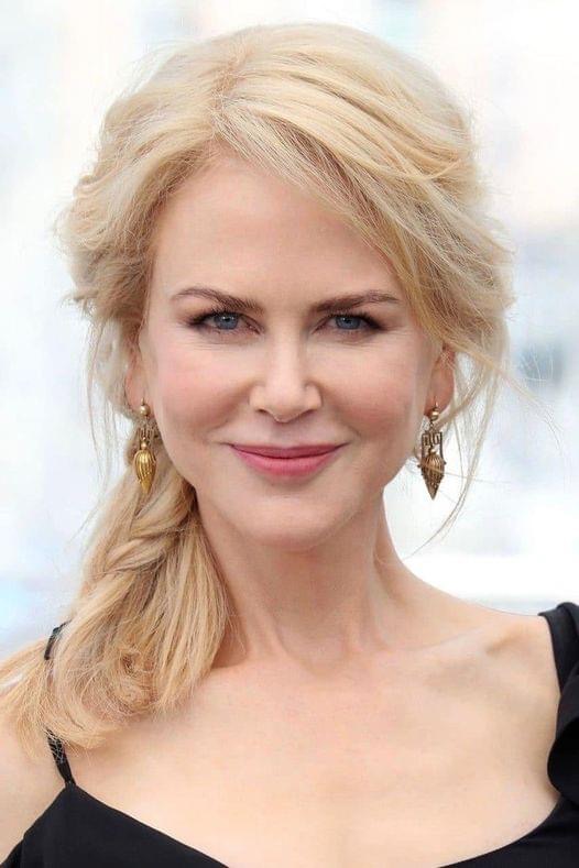 Posing seductively on a chair! Nicole Kidman’s recent scandalous photo gained a million likes in just a couple of hours.